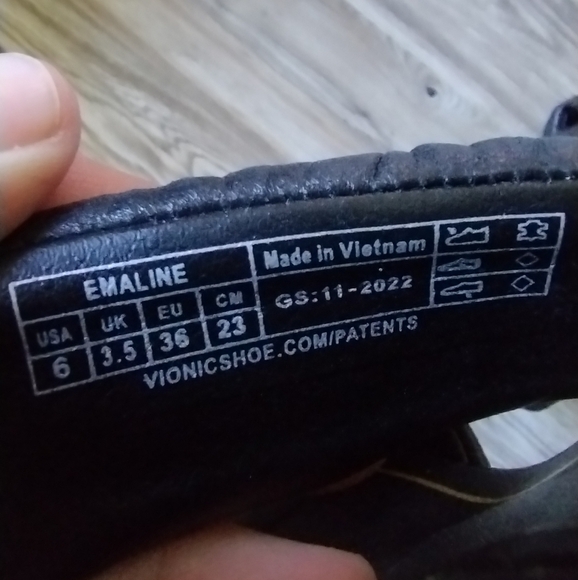 Vionic Emaline Women's Slide Heeled Sandals Women's Size 6 - Picture 6 of 6